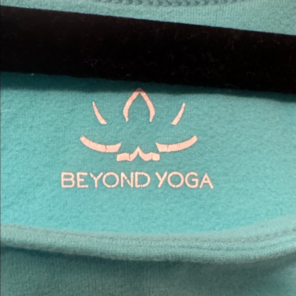 Beyond Yoga Aqua Tank Top - Picture 2 of 3